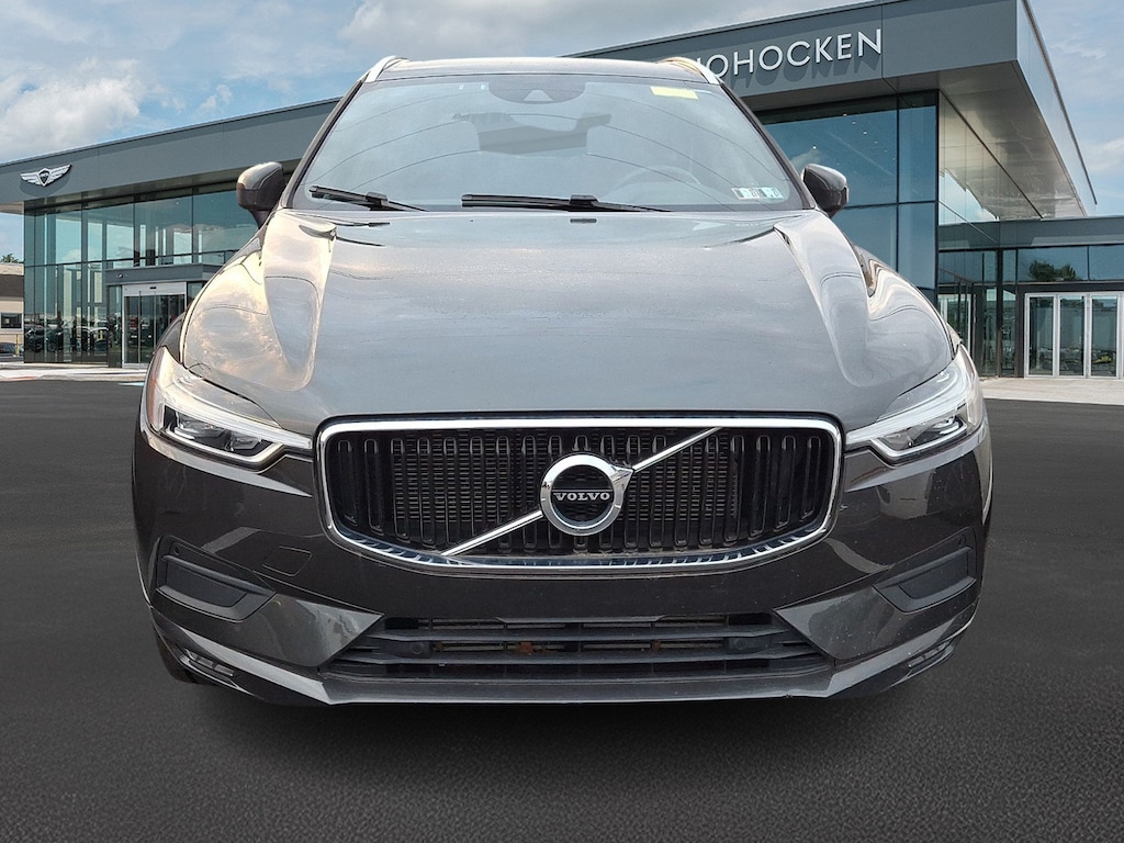 Used 2021 Volvo XC60 T5 Momentum SUV