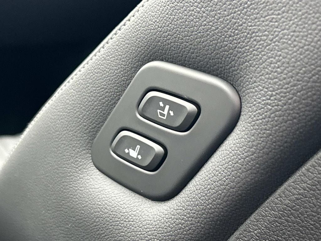 2026 GENESIS G70 Prestige - Photo 24