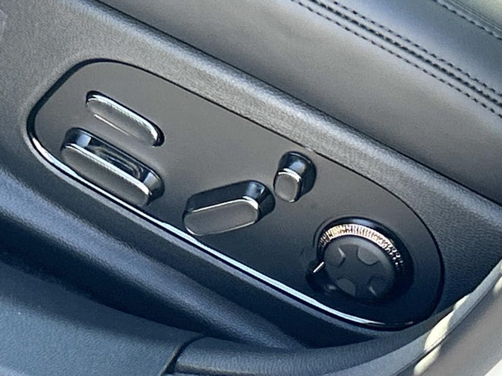 2026 GENESIS G90 Prestige Black - Photo 21