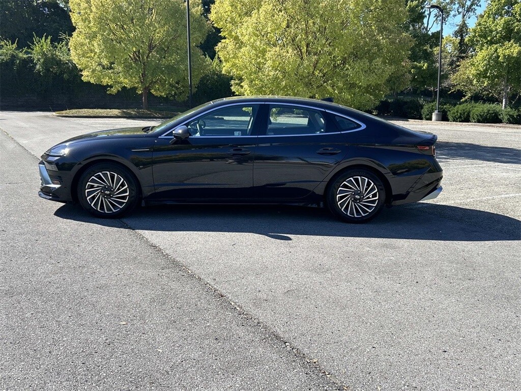 Certified 2024 Hyundai Sonata Hybrid Limited Sedan