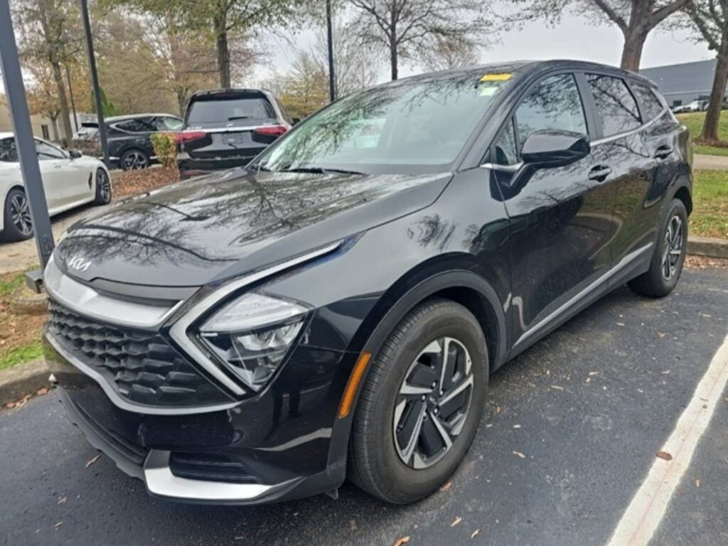 Used 2023 Kia Sportage Hybrid LX SUV
