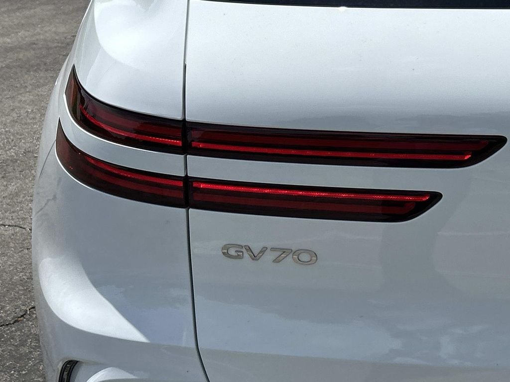 2026 GENESIS GV70 Sport Prestige - Photo 12