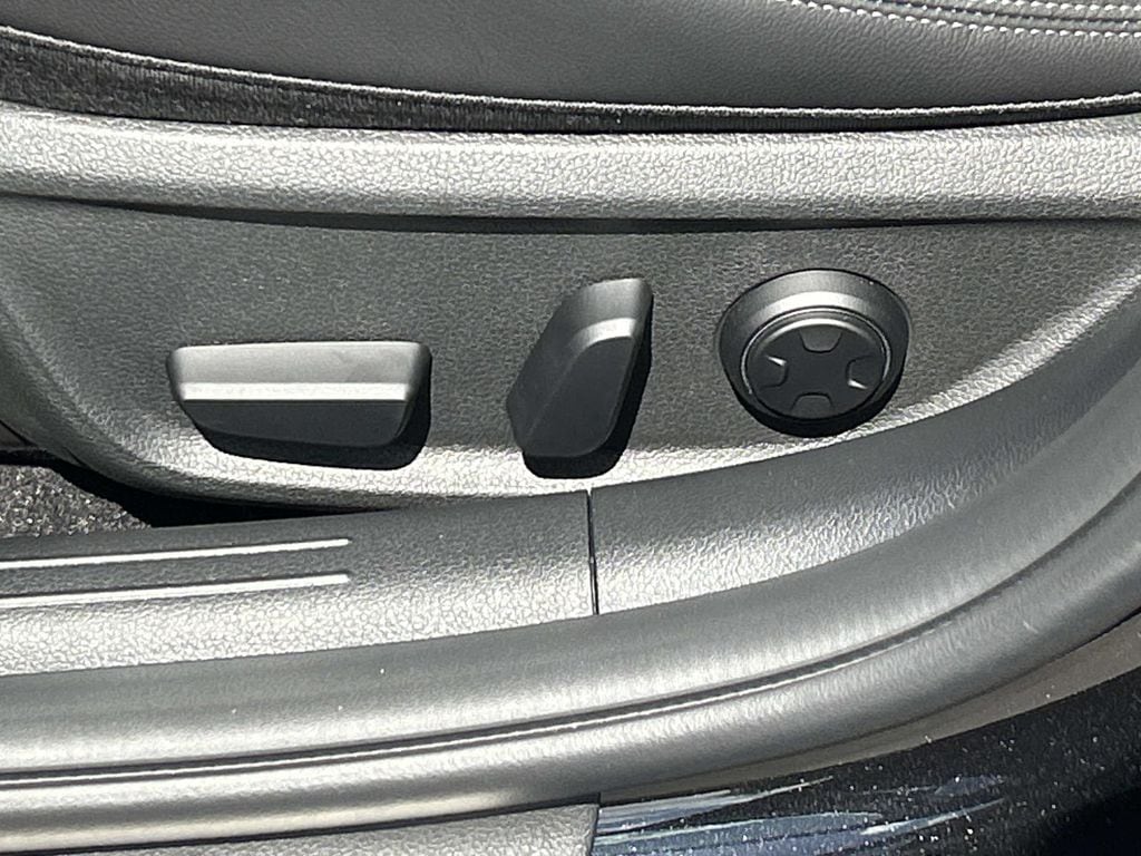 2026 GENESIS G70 Prestige - Photo 14