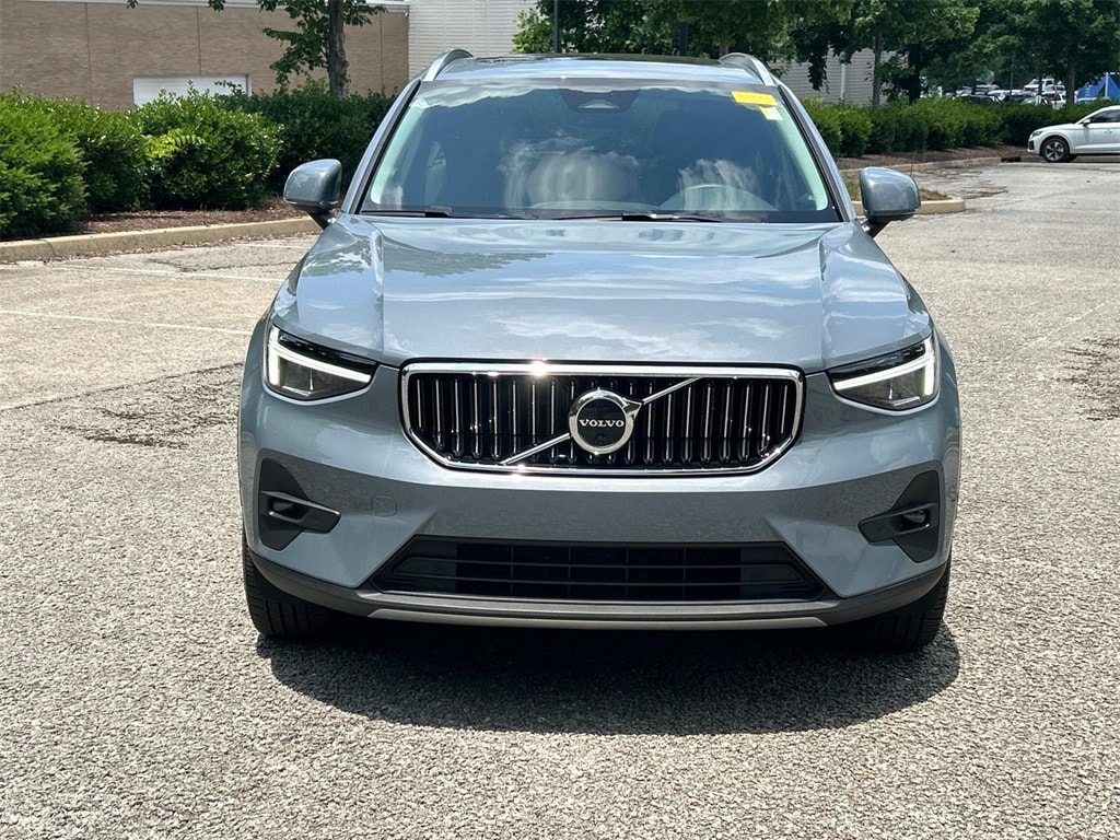 Used 2023 Volvo XC40 Plus with VIN YV4L12UN5P2040890 for sale in Franklin, TN