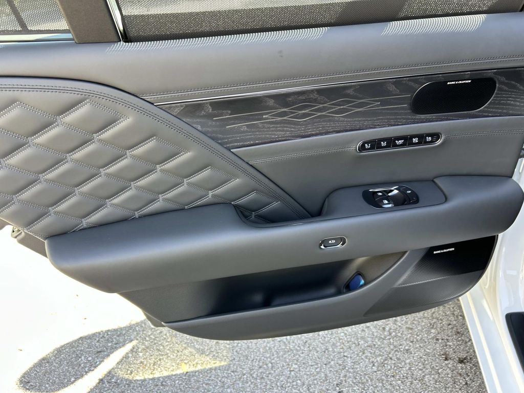2026 GENESIS G90 Prestige Black - Photo 24