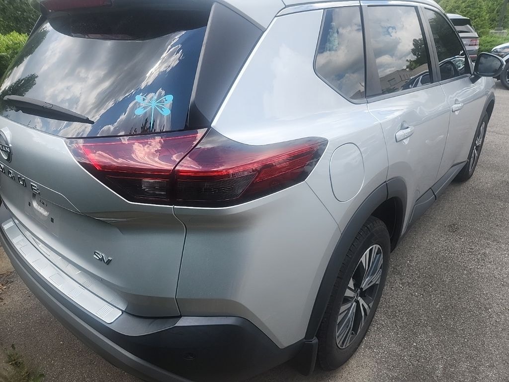 Used 2022 Nissan Rogue SV SUV