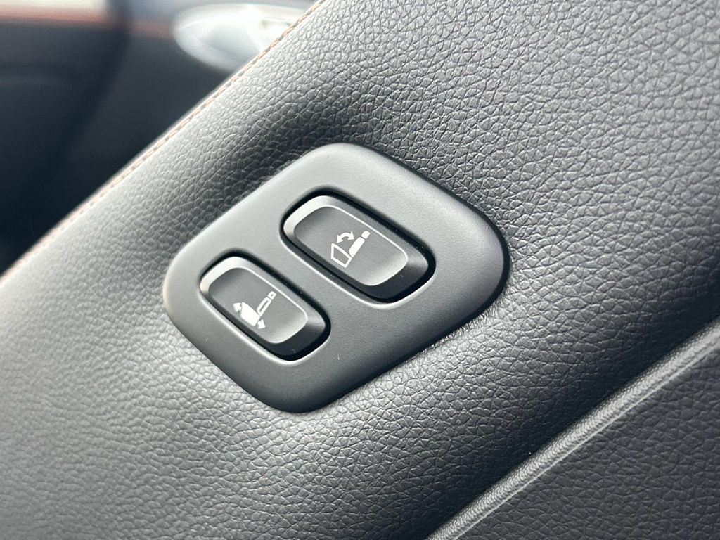 2026 GENESIS GV70 Sport Prestige - Photo 24