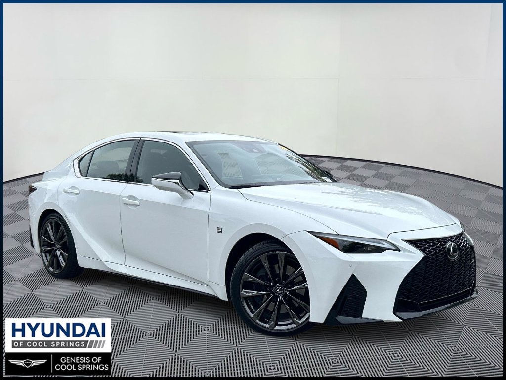 2023 Lexus IS