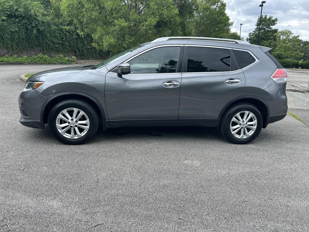 Used 2015 Nissan Rogue SV SUV