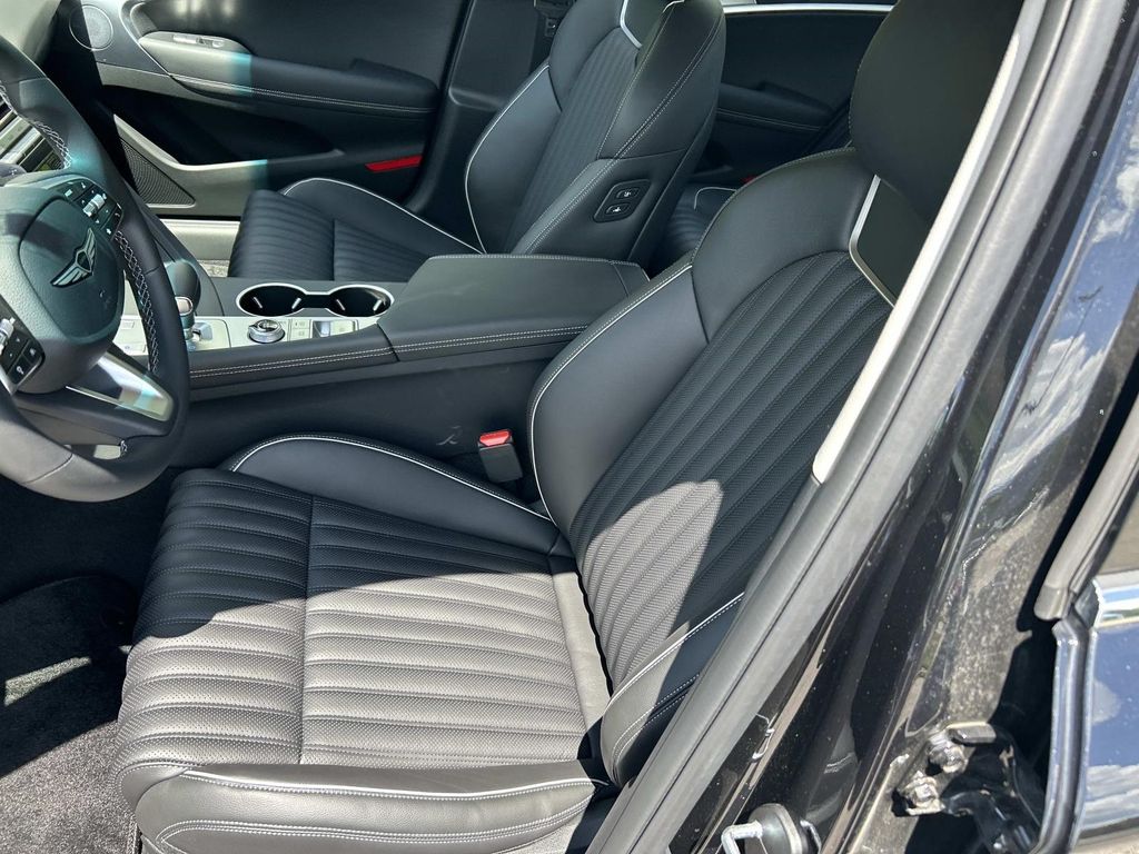 2026 GENESIS G70 Prestige - Photo 13