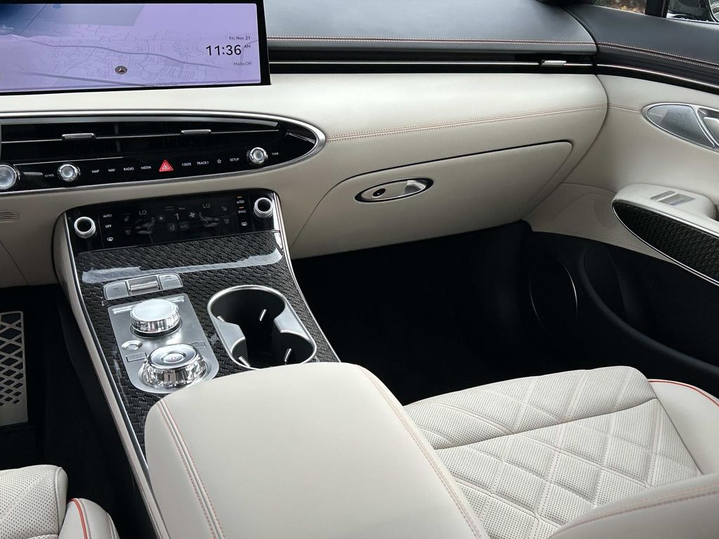 2026 GENESIS GV70 Sport Prestige - Photo 29