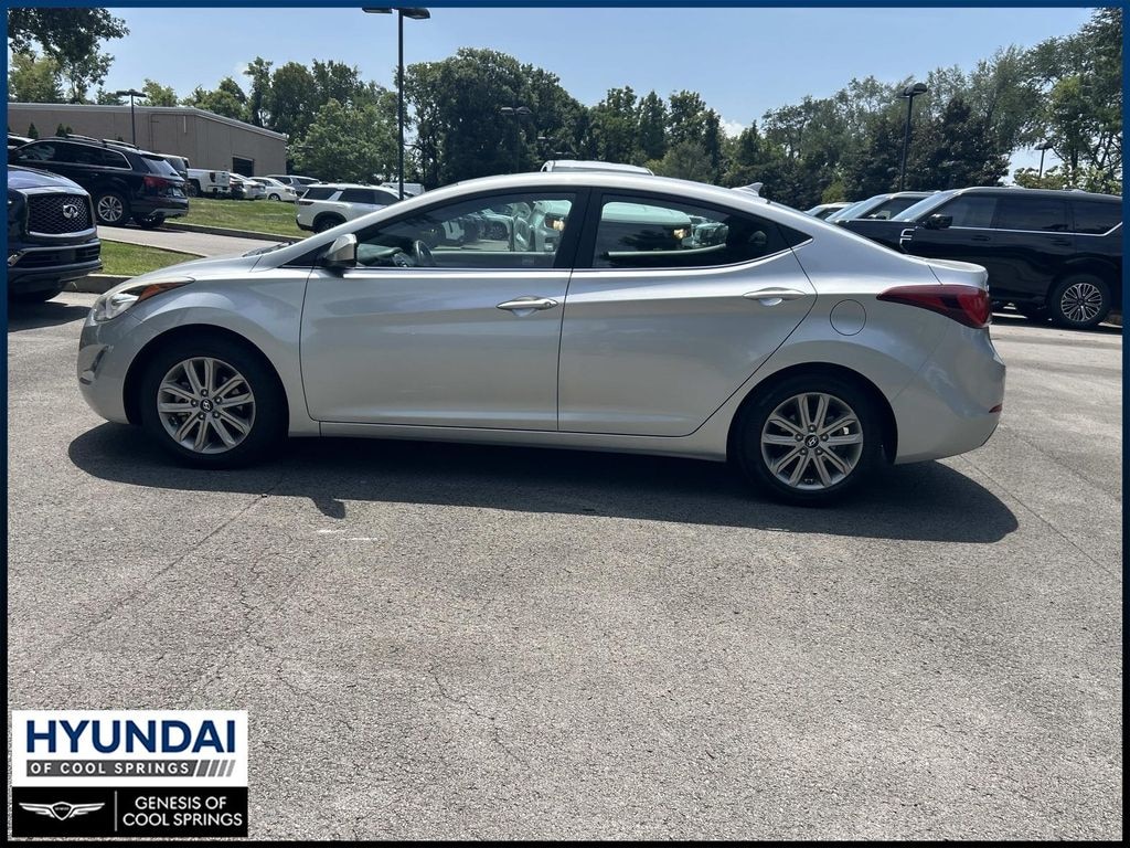 Used 2015 Hyundai Elantra SE Sedan
