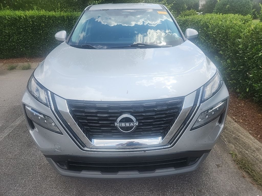 Used 2022 Nissan Rogue SV SUV