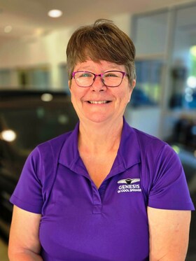 Staff member SUE MARSHALL from ID_02baa359e6d7