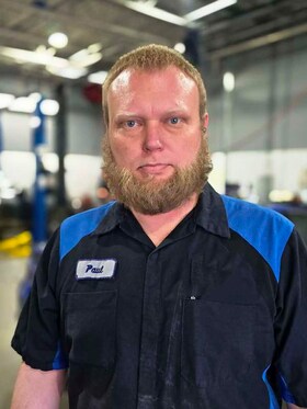 Staff member PAUL THOMSON from ID_02baa359e6d7