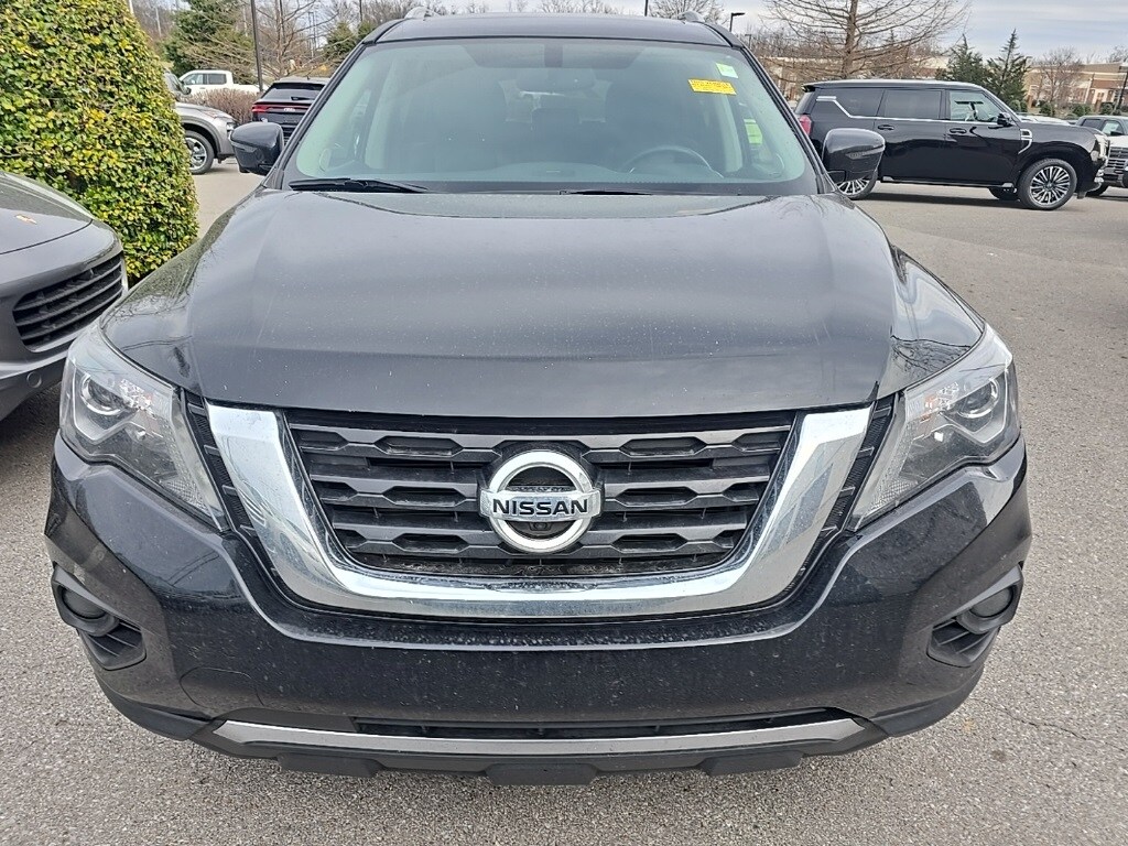 Used 2017 Nissan Pathfinder SL SUV