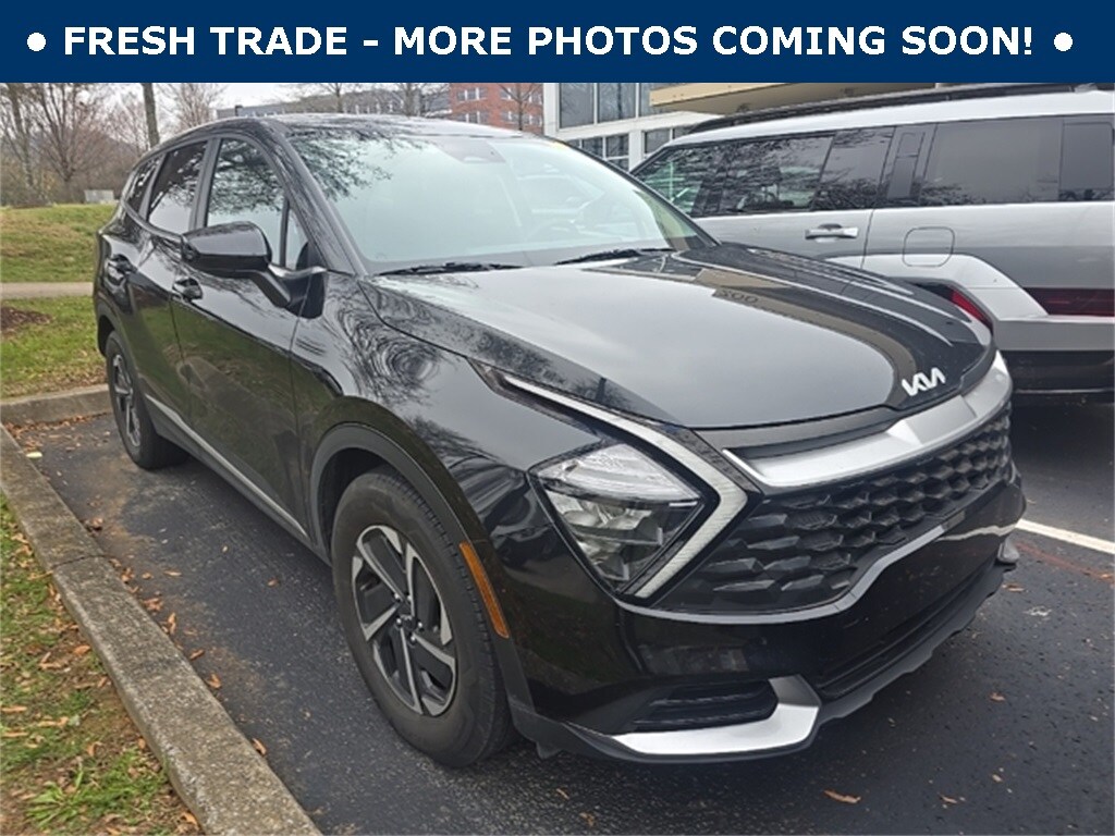 Used 2023 Kia Sportage Hybrid LX SUV