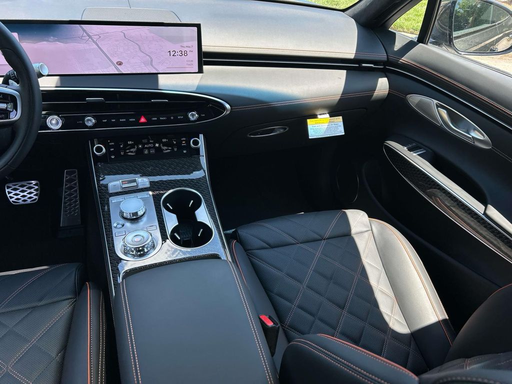 2026 GENESIS GV70 Sport Prestige - Photo 25