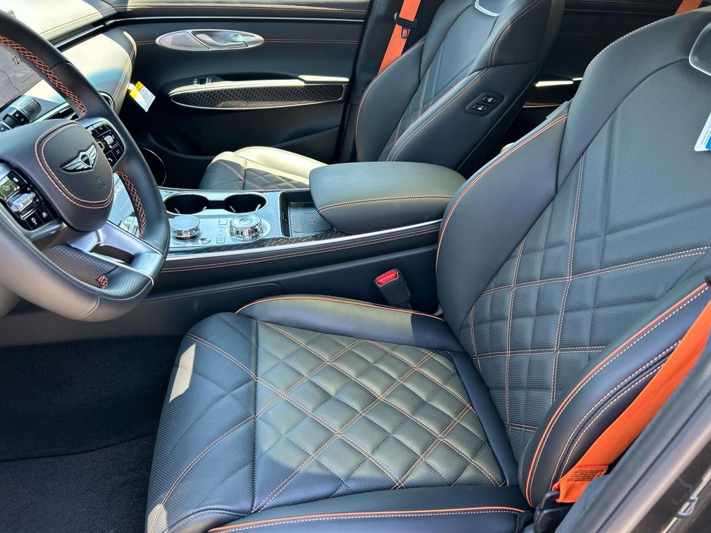 2026 GENESIS GV70 Sport Prestige - Photo 15