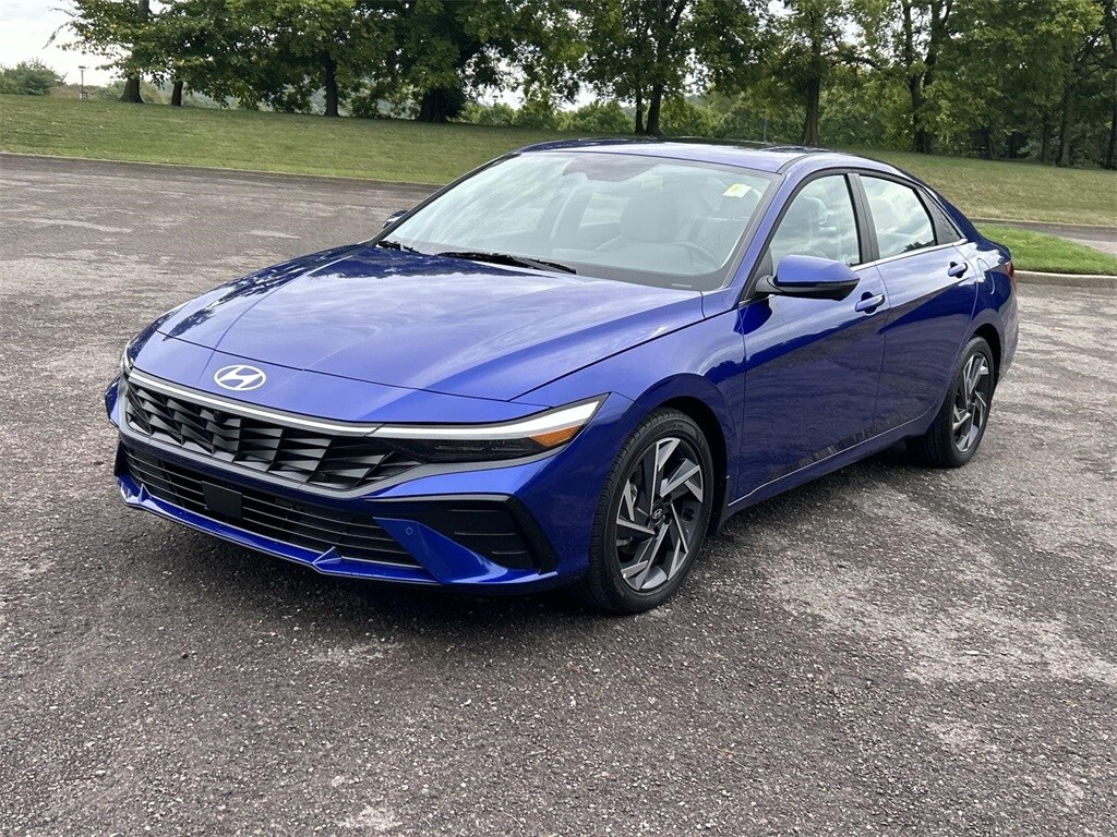 Certified 2024 Hyundai Elantra Limited Sedan