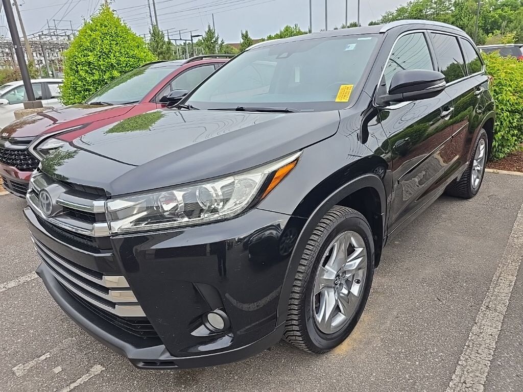 Used 2017 Toyota Highlander Limited SUV