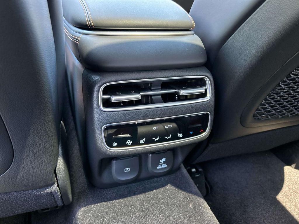 2026 GENESIS GV70 Sport Prestige - Photo 23