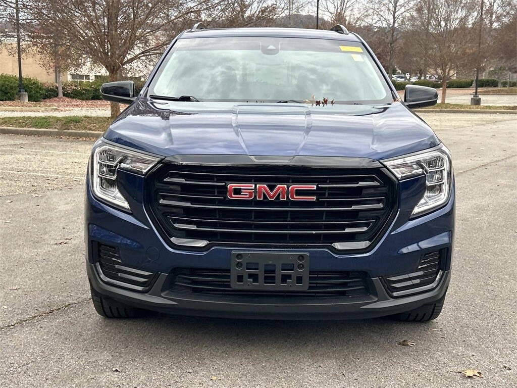 Used 2023 GMC Terrain SLE SUV