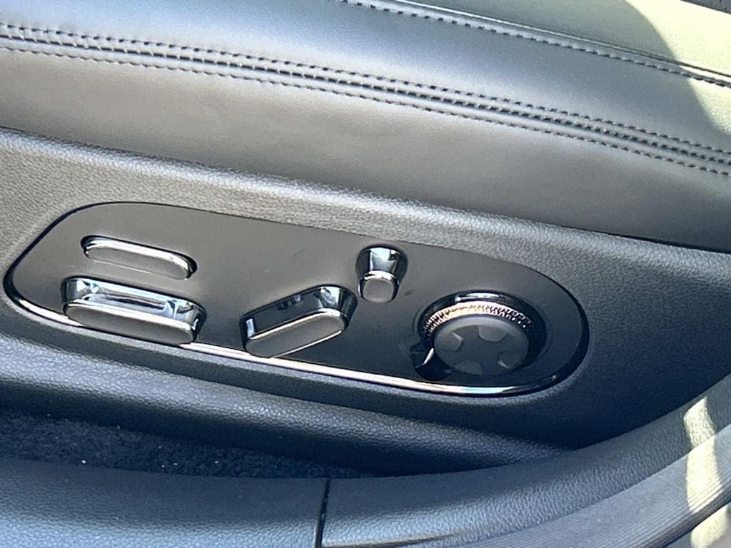 2026 GENESIS G90 Prestige Black - Photo 15