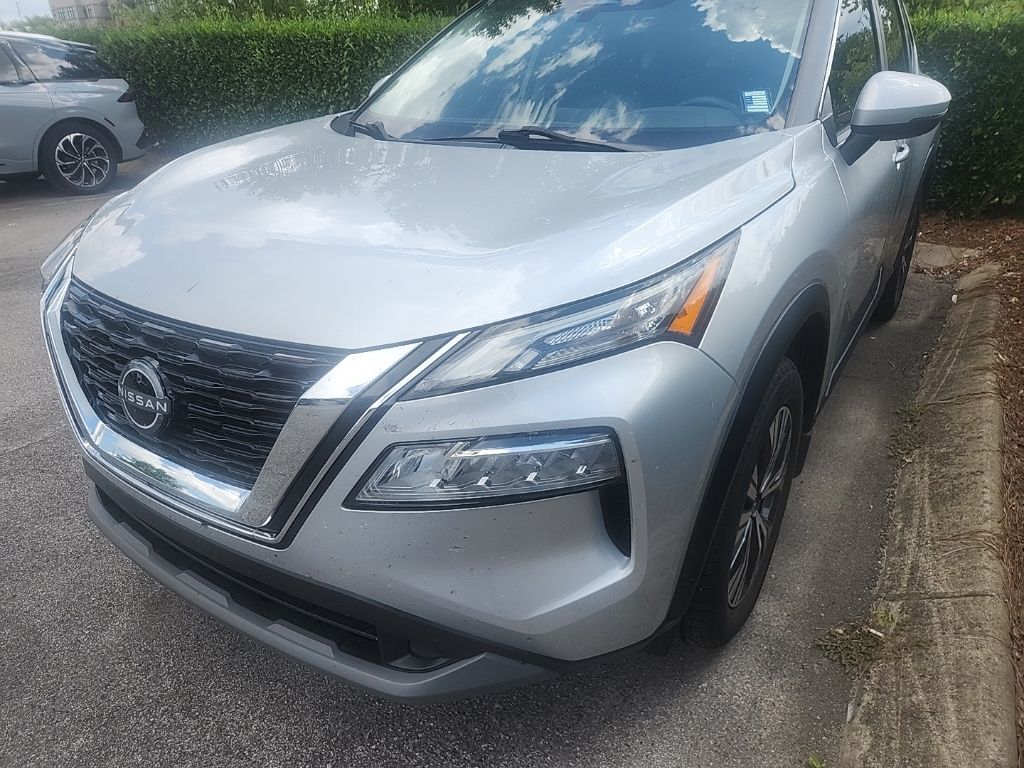 Used 2022 Nissan Rogue SV
