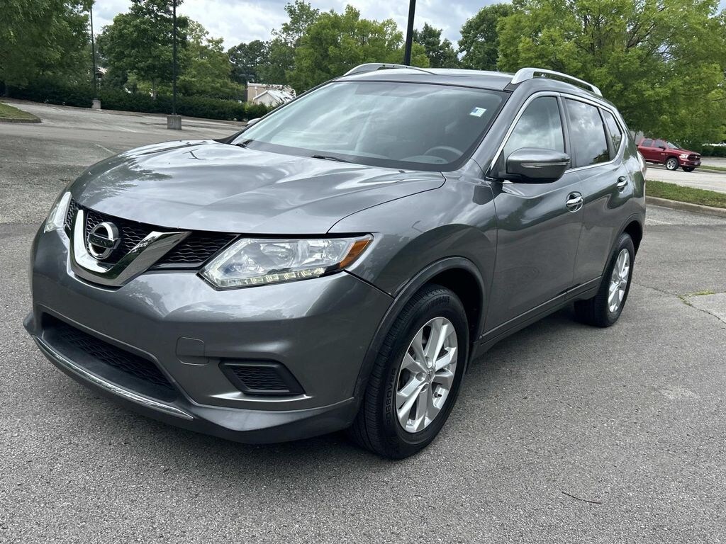 Used 2015 Nissan Rogue SV SUV