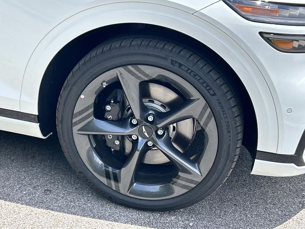 2026 GENESIS GV70 Sport Prestige - Photo 9