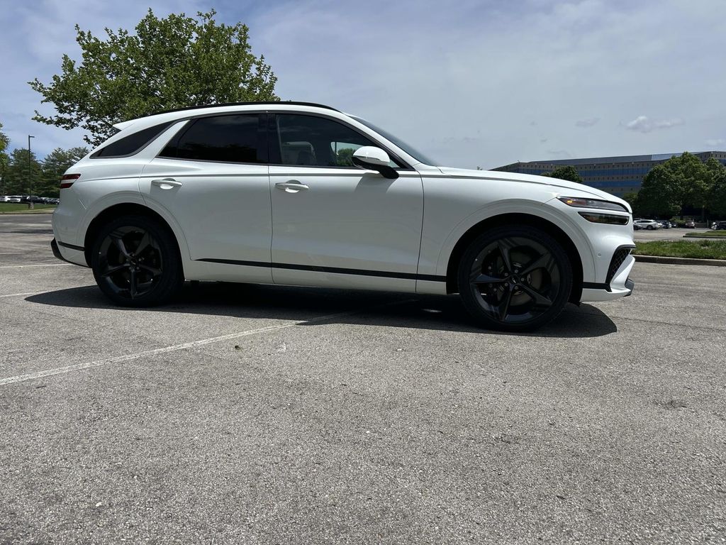 2026 GENESIS GV70 Sport Prestige - Photo 8