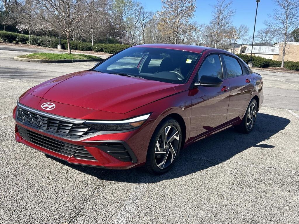 Certified 2025 Hyundai Elantra SEL Sport Sedan