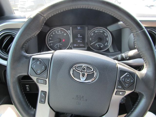 2016 Toyota Tacoma Limited - Photo 34