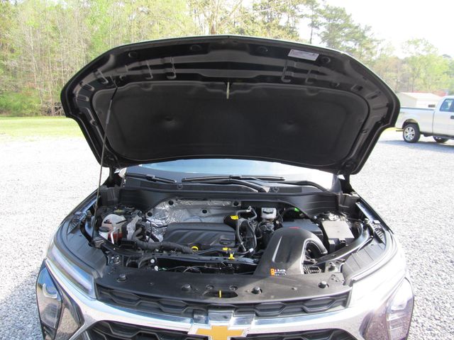 2025 Chevrolet Trax LT - Photo 41