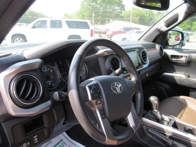 2016 Toyota Tacoma Limited - Photo 11