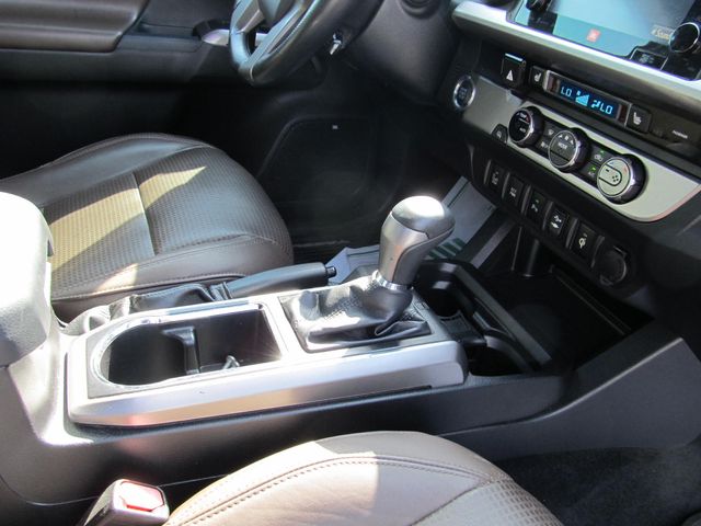 2016 Toyota Tacoma Limited - Photo 29