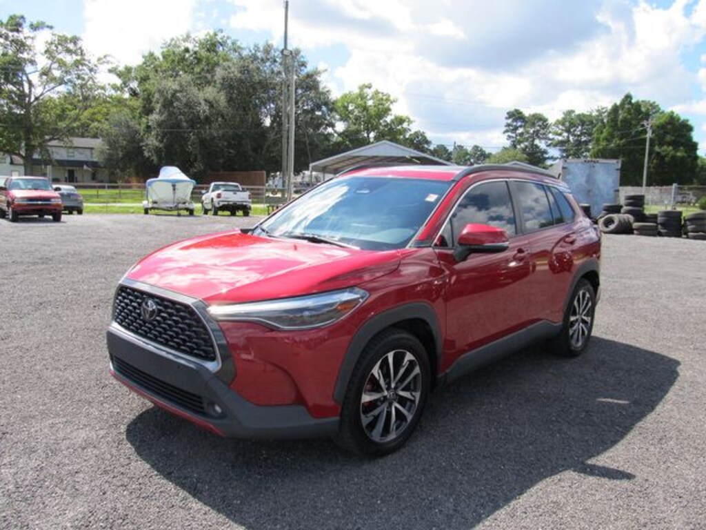 Used 2023 Toyota Corolla Cross XLE SUV