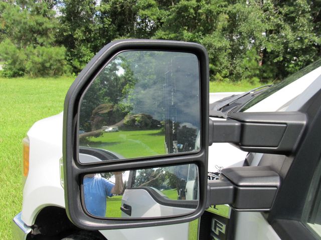 2017 Ford F-350 Super Duty Chassis Cab XL - Photo 20