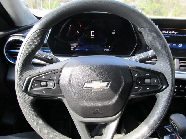 2025 Chevrolet Trax LT - Photo 44