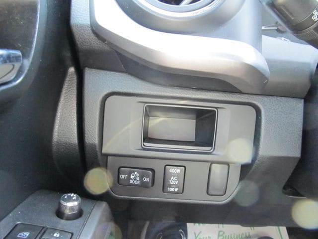 2016 Toyota Tacoma Limited - Photo 40