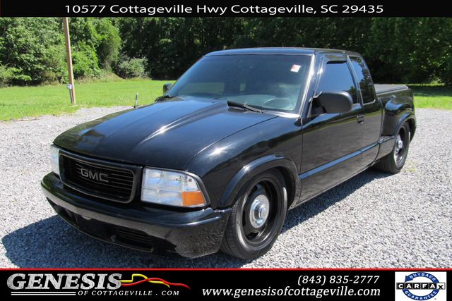2003 GMC Sonoma 2WD Extended Cab SLS's photo