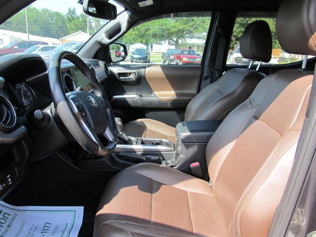 2016 Toyota Tacoma Limited - Photo 10
