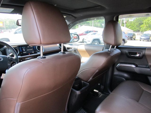 2016 Toyota Tacoma Limited - Photo 20