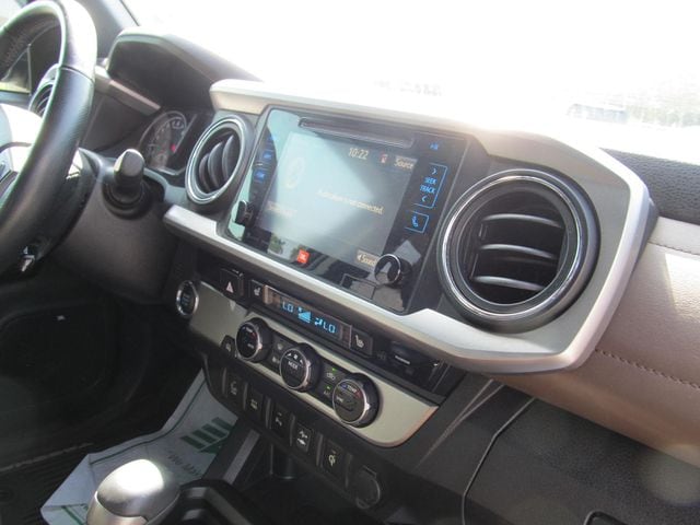2016 Toyota Tacoma Limited - Photo 28