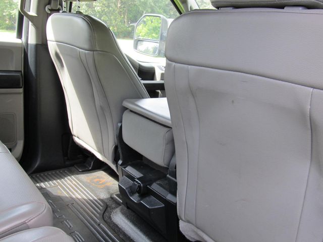 2017 Ford F-350 Super Duty Chassis Cab XL - Photo 35