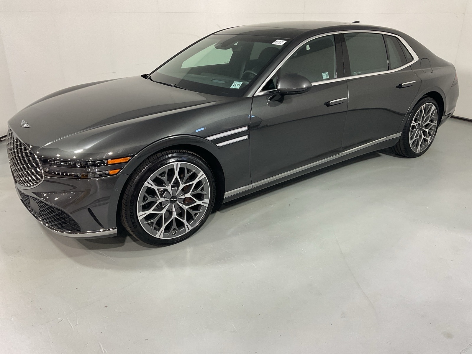 2024 GENESIS G90