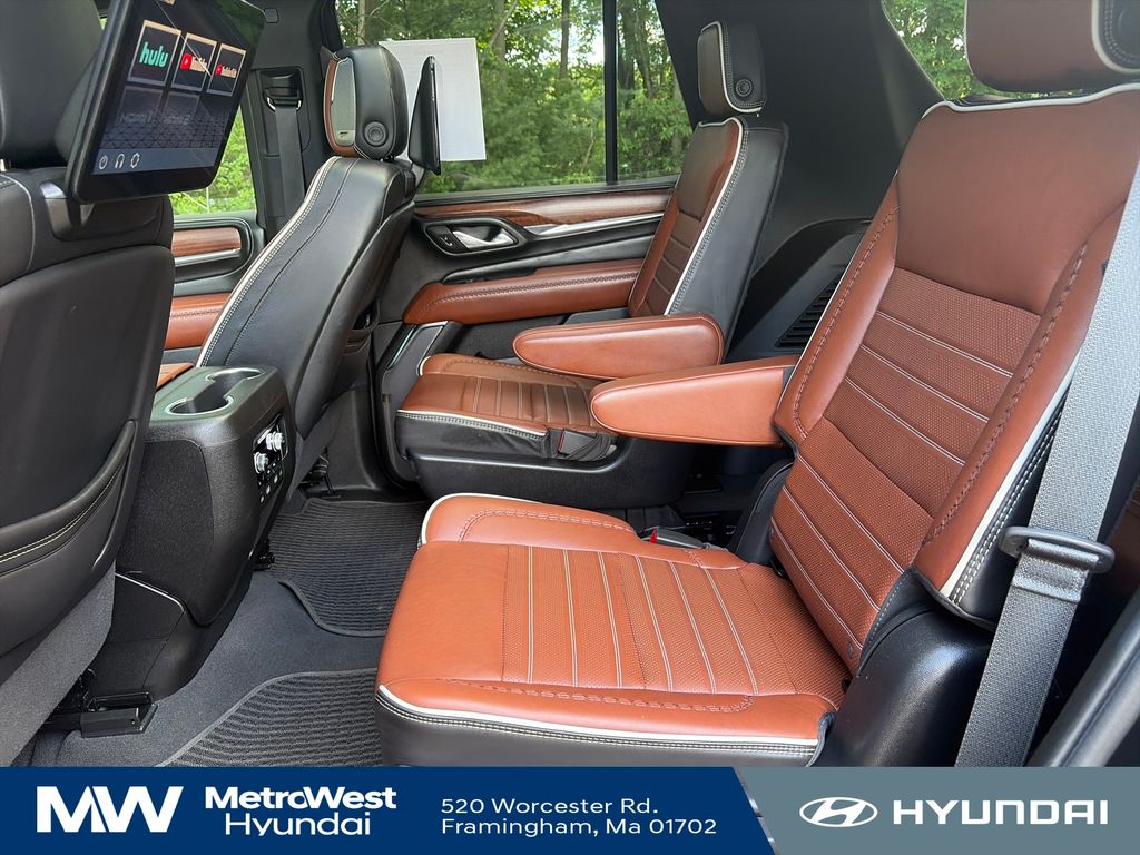 2024 GMC Yukon Denali Ultimate - Photo 24