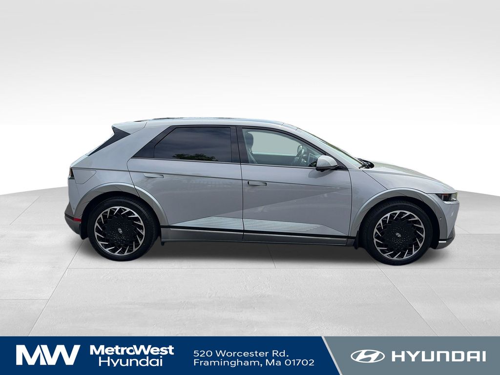 2023 Hyundai IONIQ 5 Limited - Photo 6