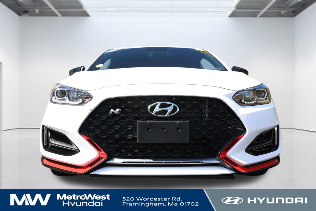 2022 Hyundai Veloster N photo 2